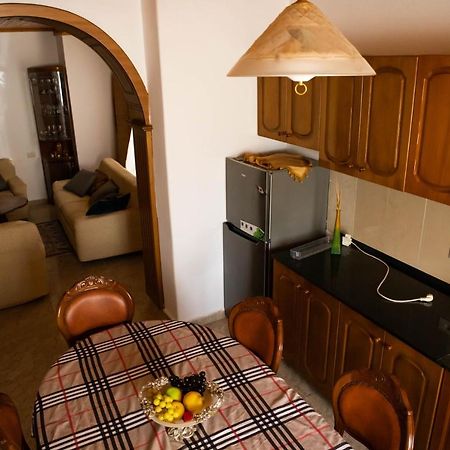 Eni Entire Guesthouse Parking On Site 베라트 외부 사진